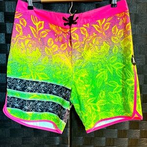 Hurley Phantom Size 34 Boardshorts